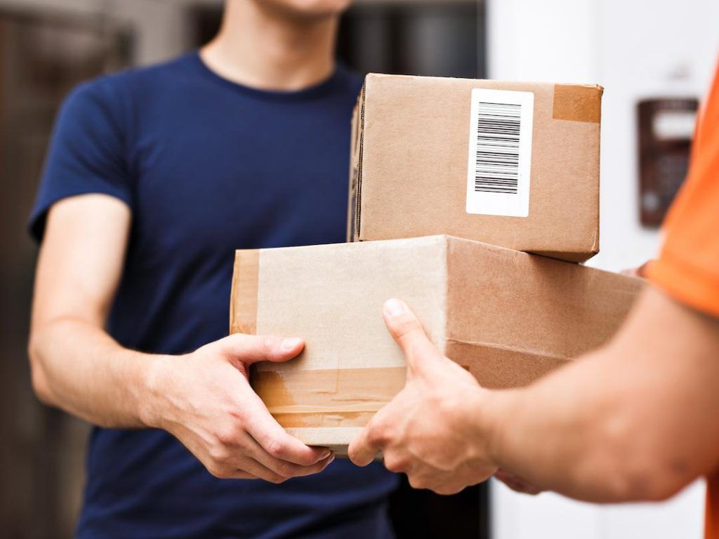 Emergency same day courier services london